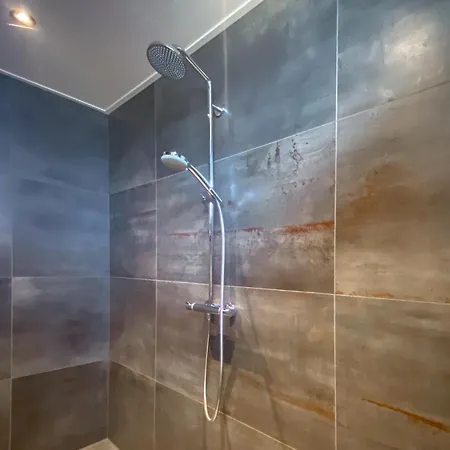 בית נופש In *